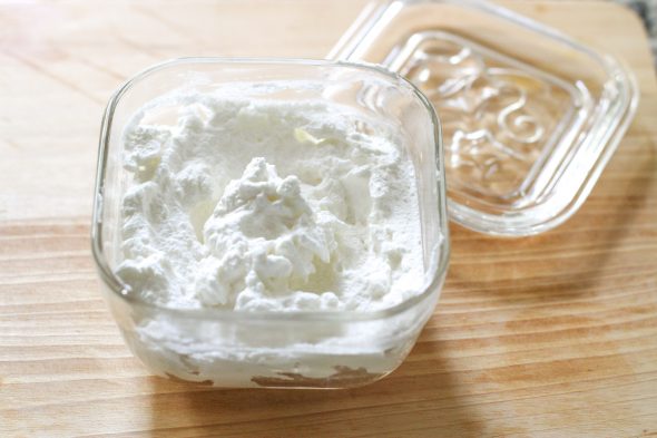 How to Make Whipped Cream {3 ingredients} - Spend With Pennies